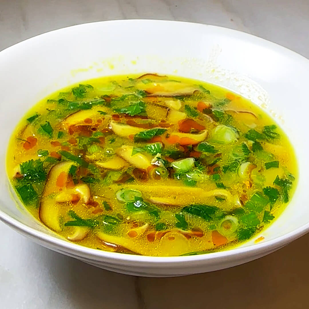 Bobby Flay’s Winter Tonic- Chicken Broth with Sake, Ginger, Turmeric, and Mushrooms Easy Weeknight Dinner Ideas