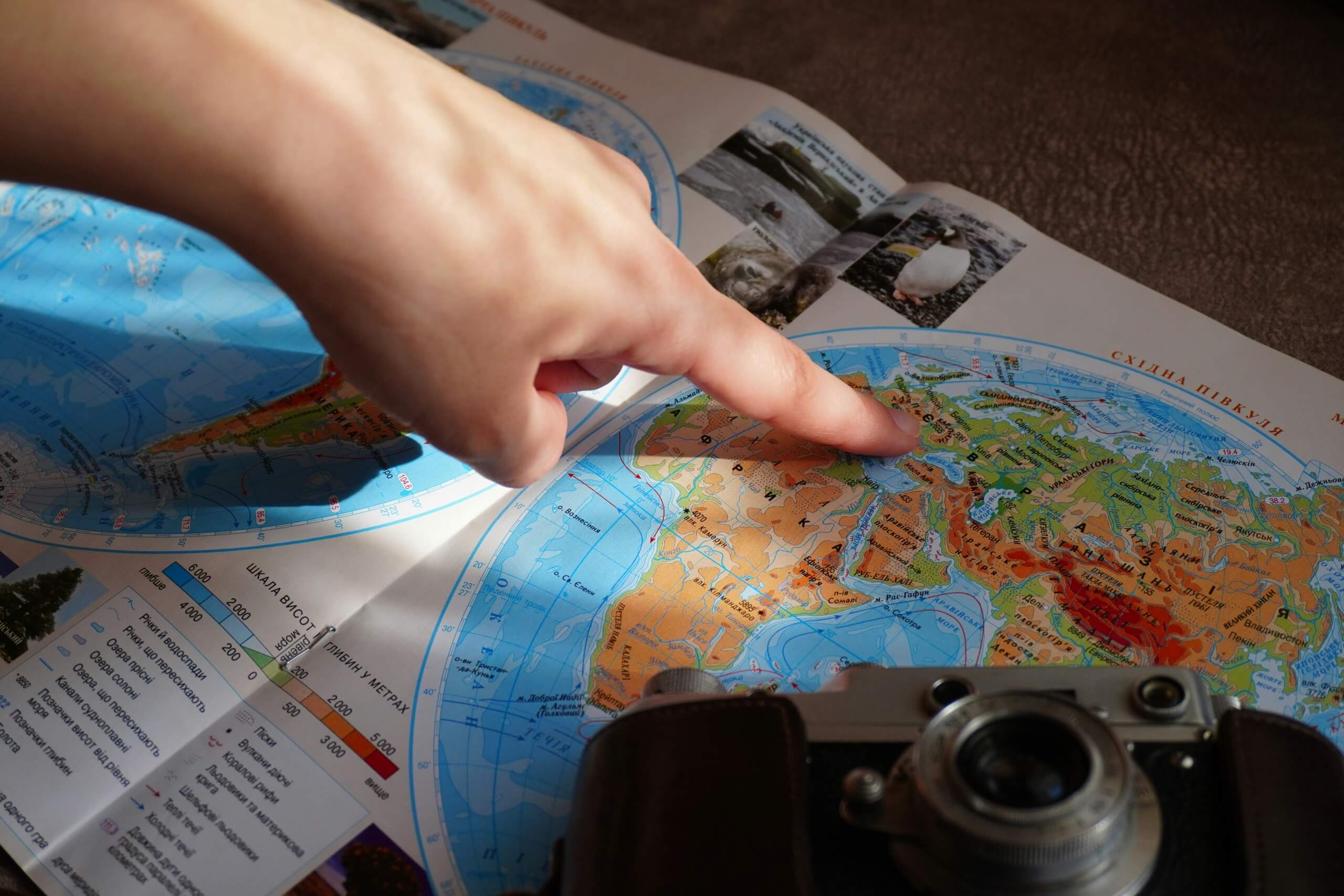 planning a vacation date night ideas for parents