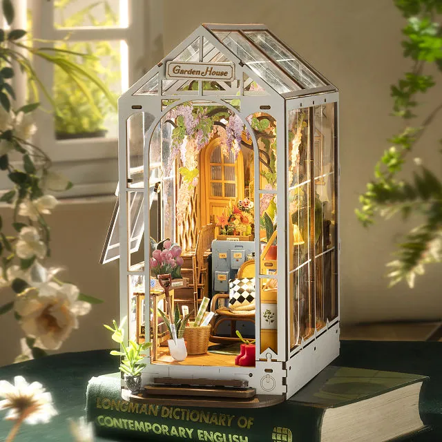 terrarium kit - gifts for college students