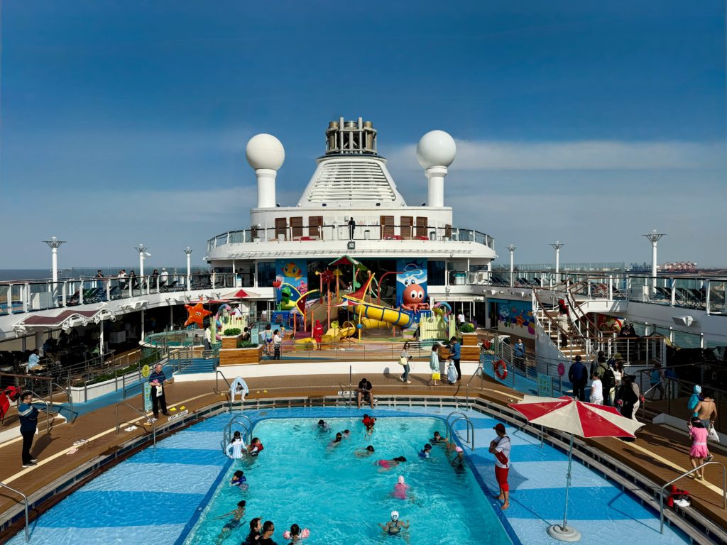 cruise ship cruise with kids planning