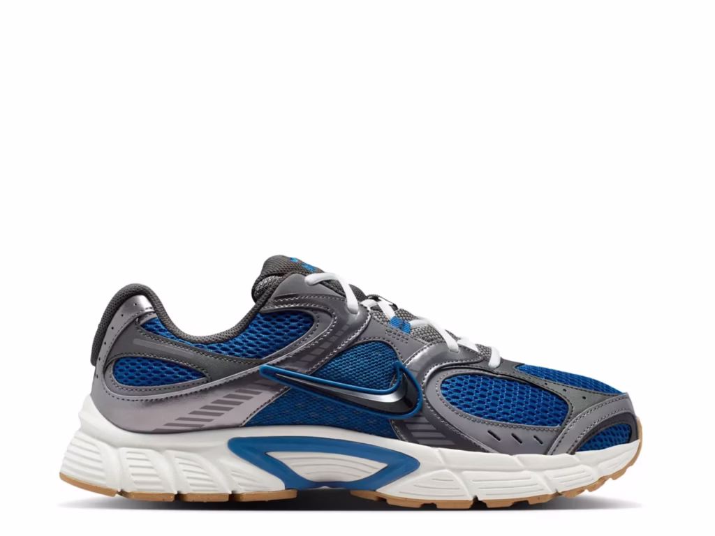 Nike V5 RNR Sneaker high school graduation gifts boys