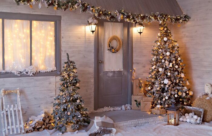 christmas lights on house