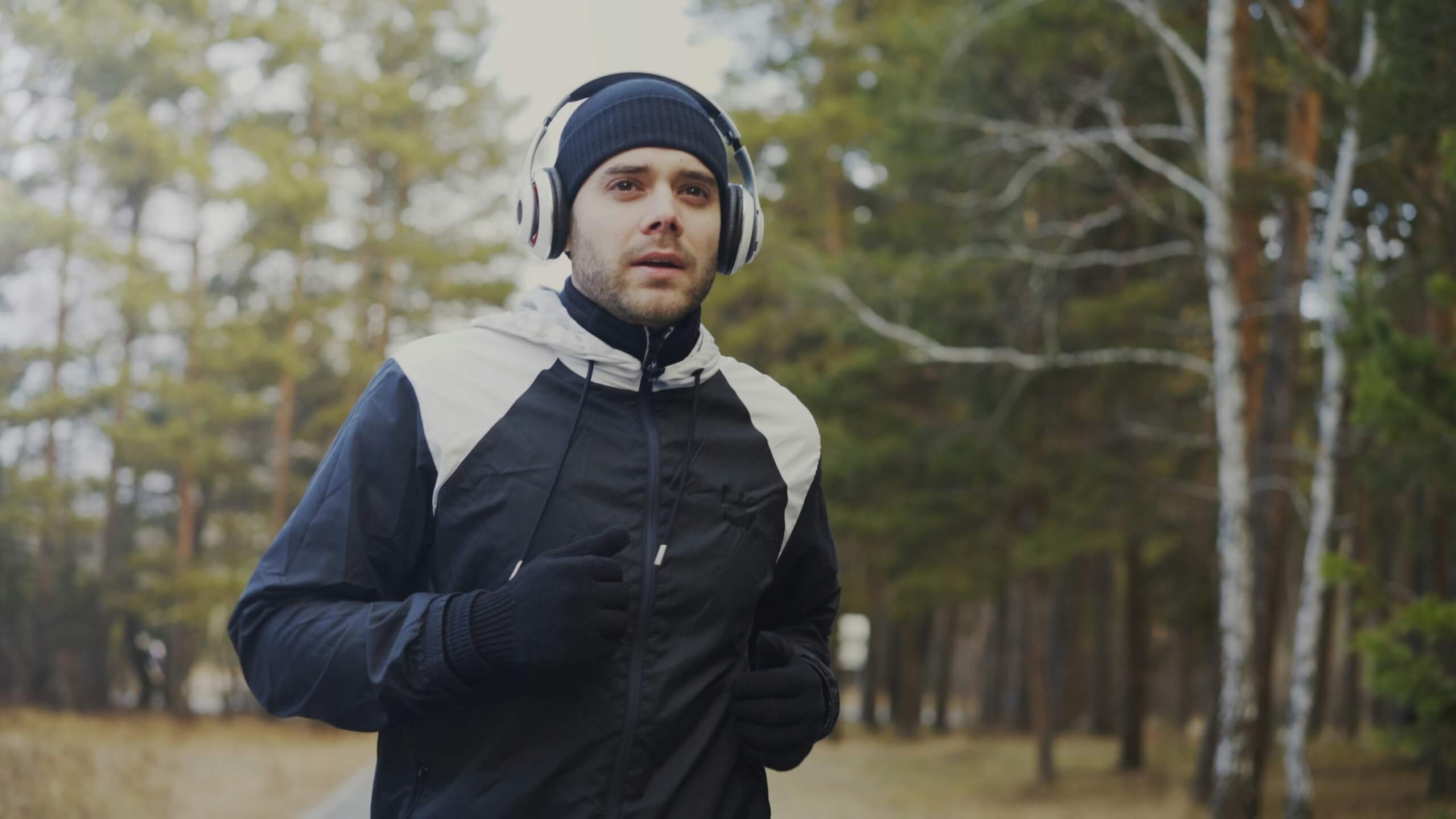 man running good running gear